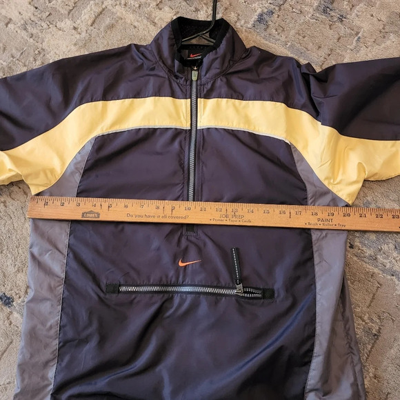 Nike windbreaker pullover - Picture 14 of 16